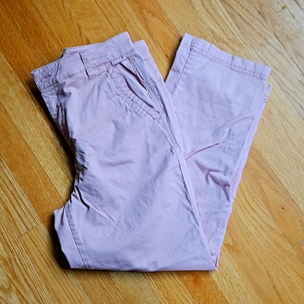 Girlfriend khaki pant